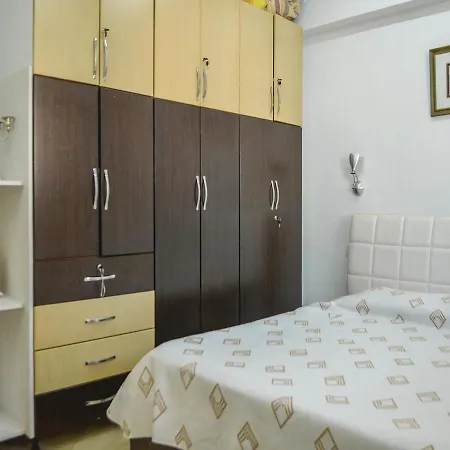 Two-bedroom In شقة كساميل